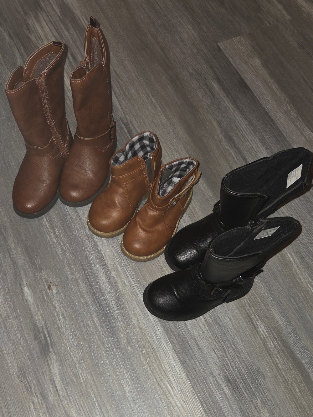 OshKosh B'gosh Girls Brown and Black Ankle & Mid-Calf Boots